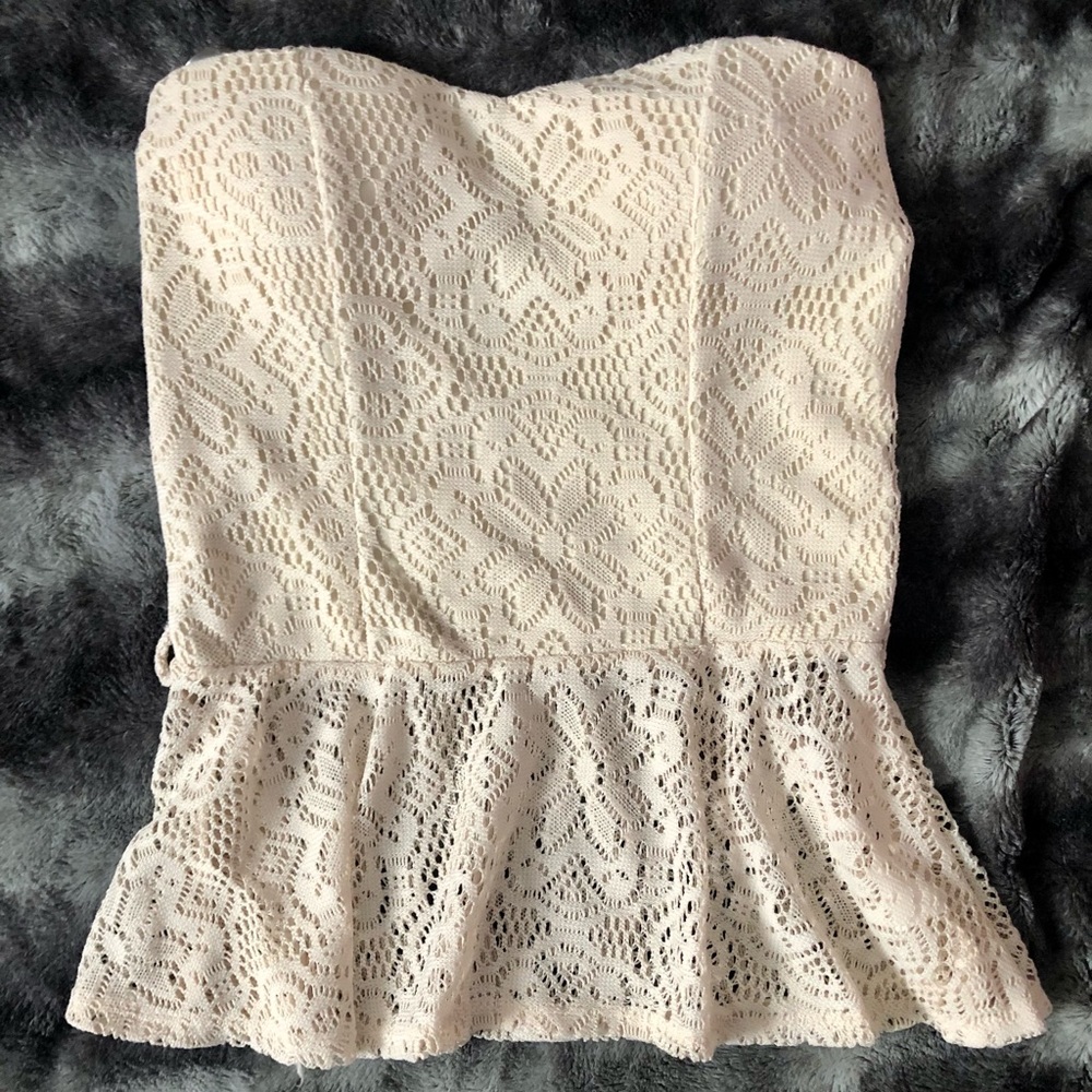 Strapless Peplum Lace Top
